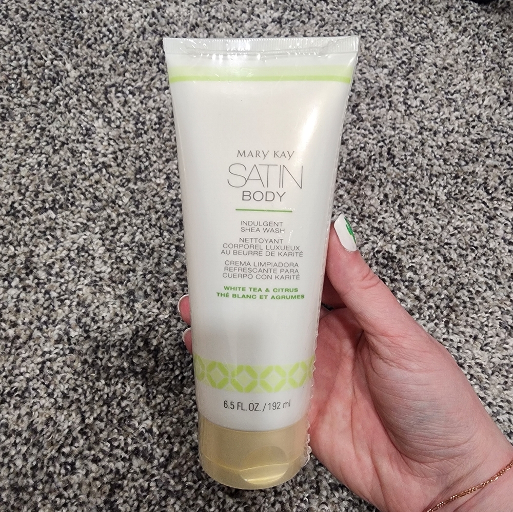 Mary Kay Satin Body Shae Wash